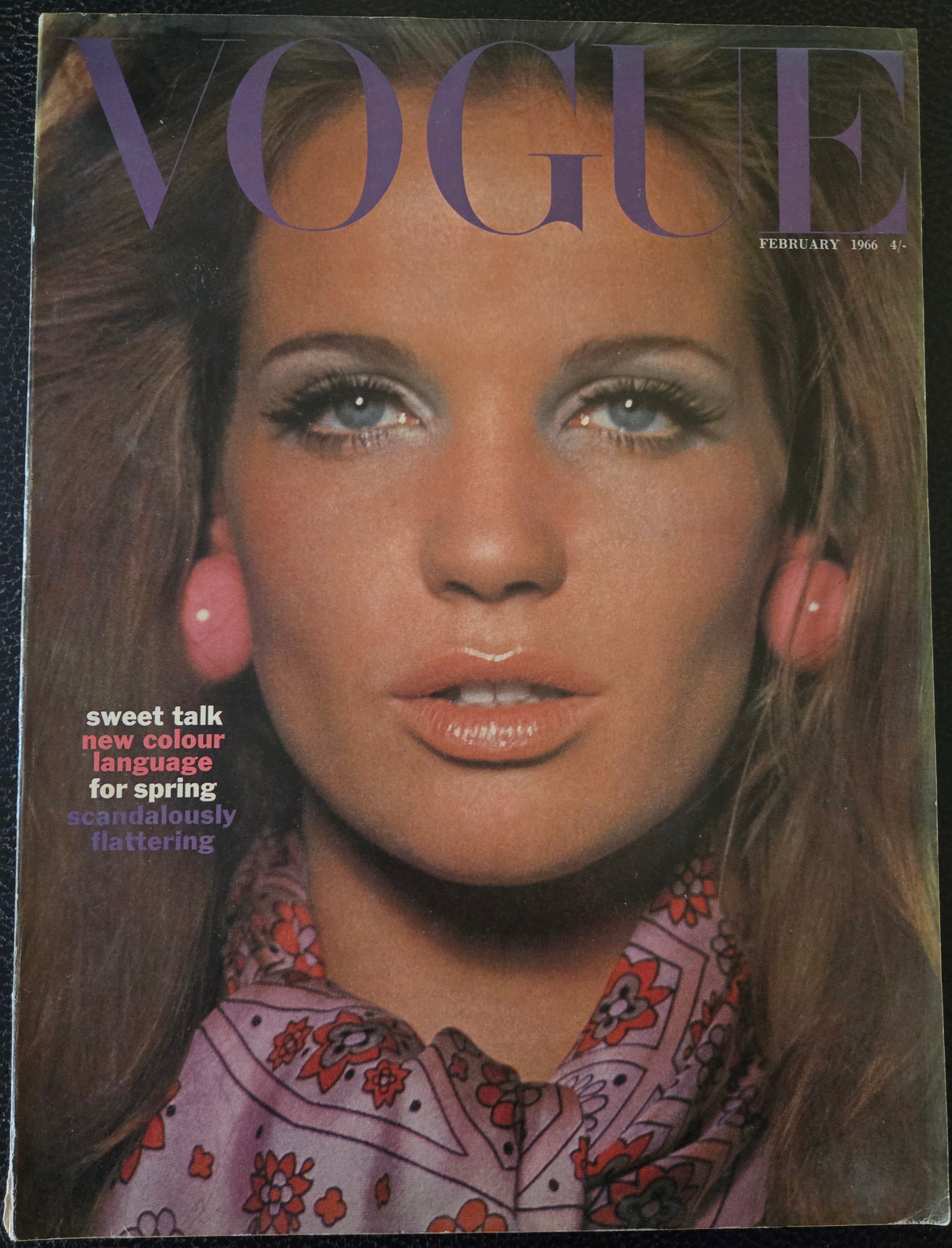 Vintage Vogue Magazine - February 1966